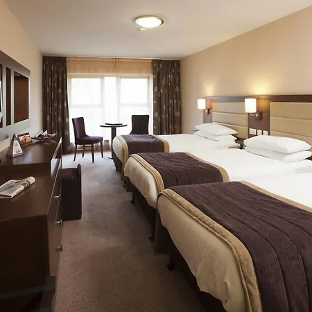 Woods & Hotel 4*