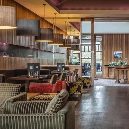 Hotel Woods & 4*