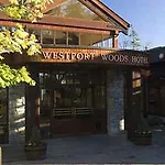 Woods & 4*
