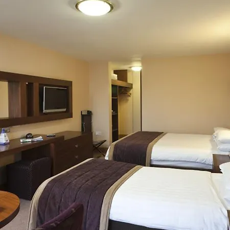 Hotel Woods & 4*