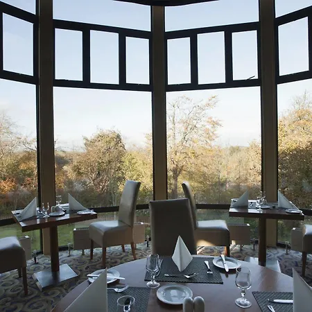 Woods & 4* Westport