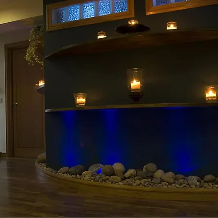 Hotel Woods & Westport